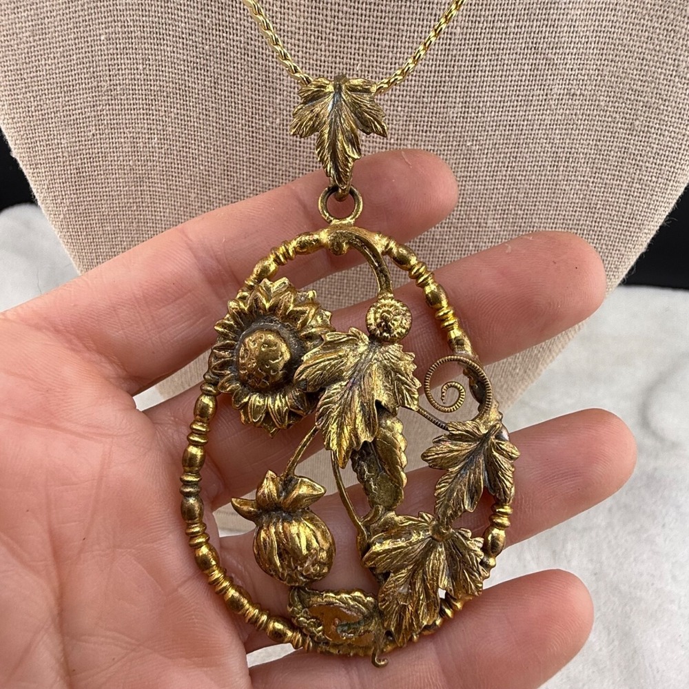 Vintage Estate Necklace Gold Tone Floral Sunflower Fall Nature 25"